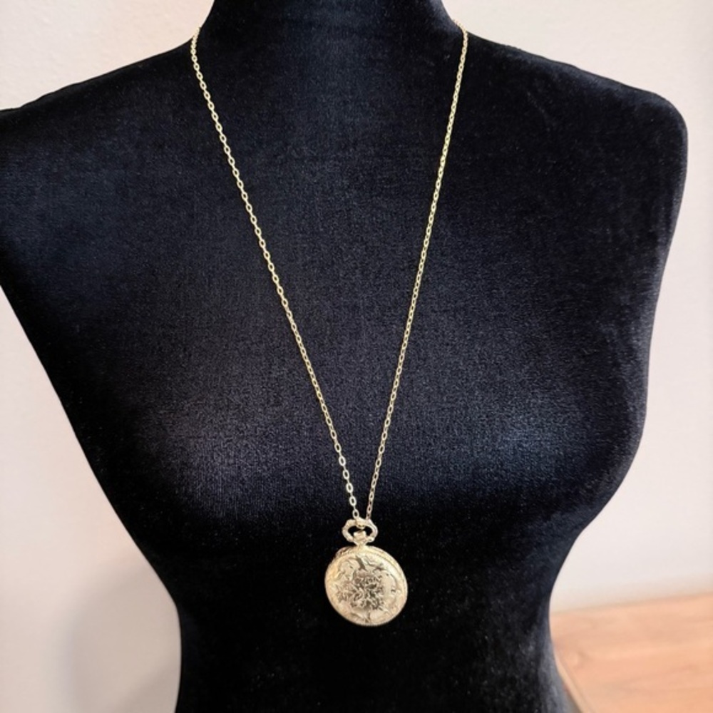 Vintage gold-tone embossed pocket watch necklace